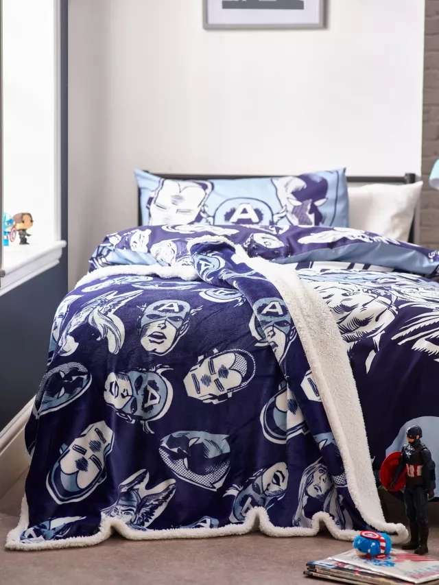 Disney Marvel Items Reduced - e.g. Sherpa Fleece Throw + £2.50 C&C